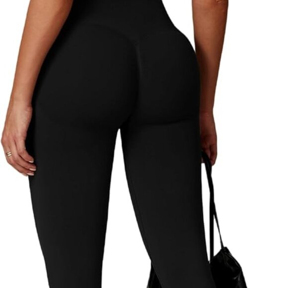 Black Seamless Yoga Set: Impact Leggings & Contoured Sports Bra - Women's Sizes